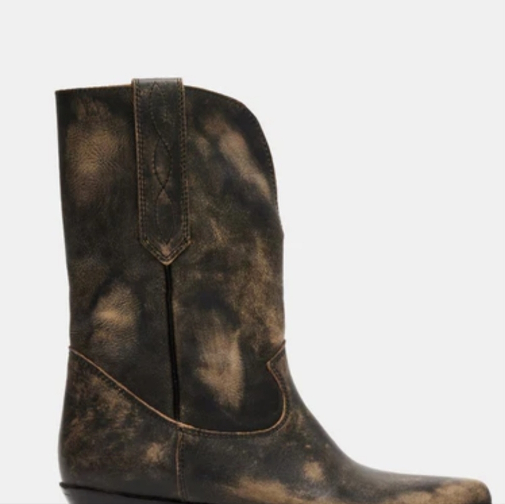 Steve Madden Rumer Distressed Brown Boot. New in box, never worn. - Picture 5 of 8